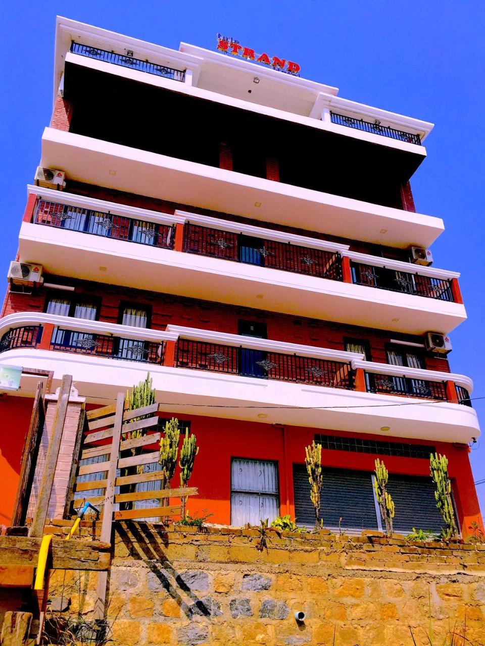 Inle Strand Hotel Ньоншуэ Экстерьер фото